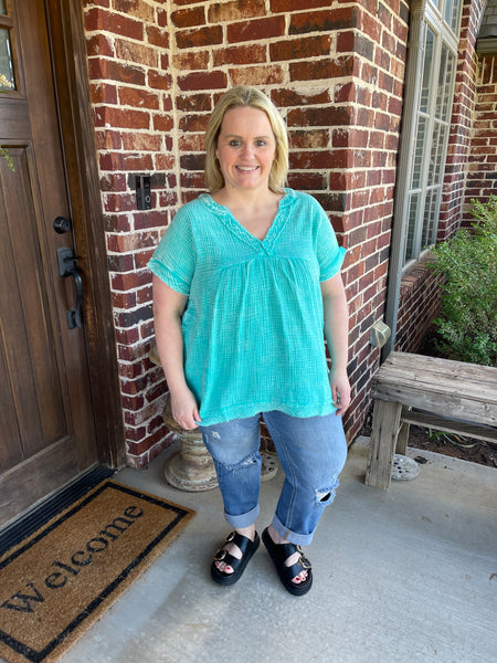 TURQUOISE-WASHED DOUBLE GAUZE RAW EDGE SHORT SLEEVE SHIRT
