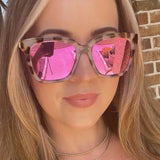 Lyla Sunglasses - Hot Pink