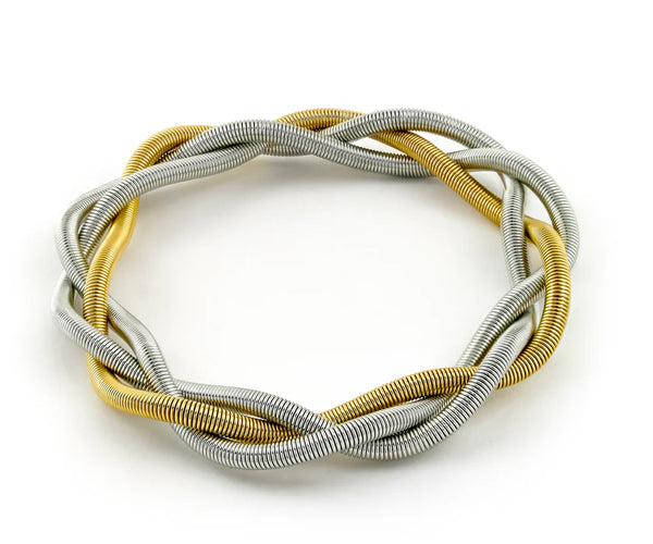 BRAIDED STRINGS BRACELET