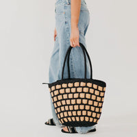 TIANA TWO TONE COLOR BLOCK STRAW BAG