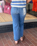 SLOUCHY CROPPED BOYFRIEND JEANS