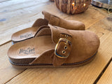 DAY DREAM CLOGS